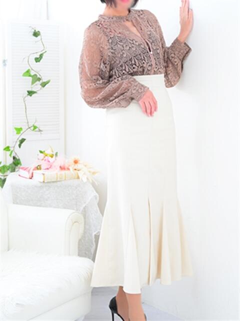 綾野 みか ミセス・レヴォアール~再会~(人妻性感デリヘル)