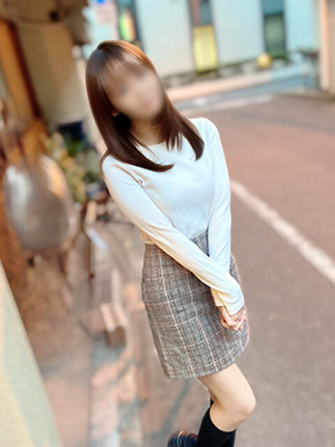 ひな かりんと秋葉原(オナクラ・手コキ)