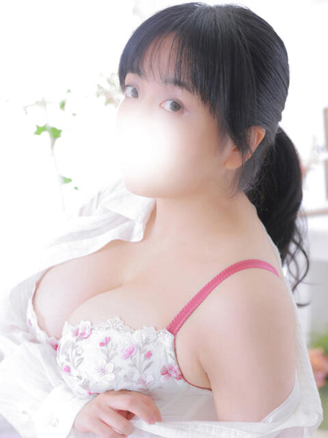 みつ 池袋ぱんぷきん(シンデレラグループ)(ぽっちゃりホテヘル&デリヘル)