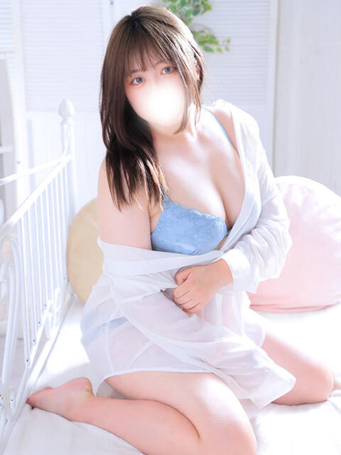 ひよな 池袋ぱんぷきん(シンデレラグループ)(ぽっちゃりホテヘル&デリヘル)