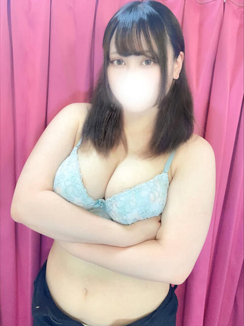 えり 池袋ぱんぷきん(シンデレラグループ)(ぽっちゃりホテヘル&デリヘル)