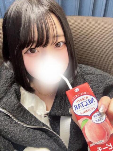 劇的美少女18歳学生じゅりちゃん ロイヤル アテンダー(デリヘル)