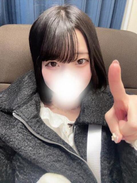 劇的美少女18歳学生じゅりちゃん ロイヤル アテンダー(デリヘル)