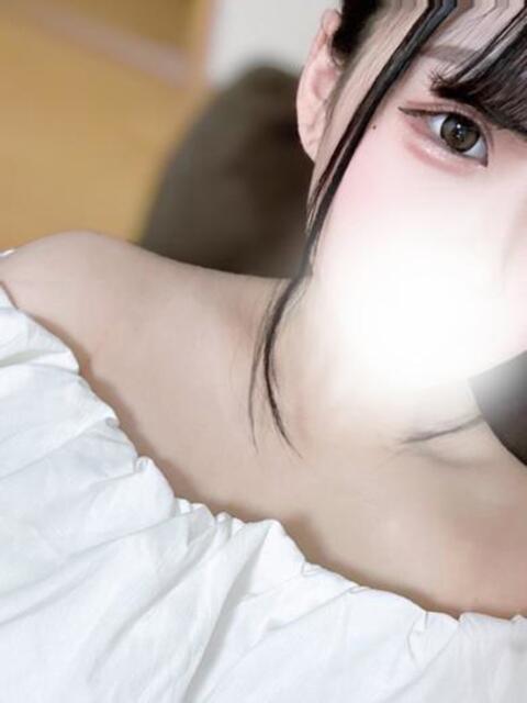 素人18歳エロスタイルゆきちゃん ロイヤル アテンダー(デリヘル)