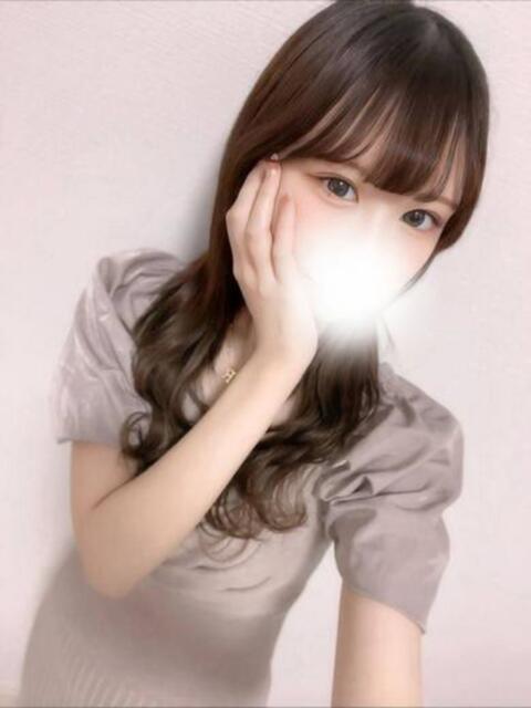 神スタイル美少女こはねちゃん ロイヤル　アテンダー（デリヘル）