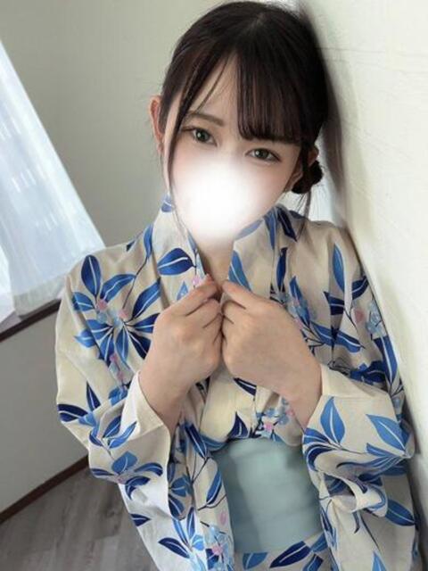 真面目清楚系隠れ巨乳かなこさん ロイヤル　アテンダー（デリヘル）