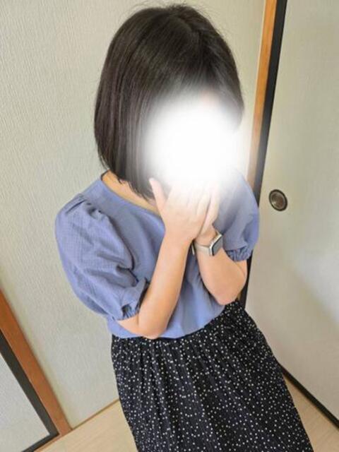 地元古川介護士やよいちゃん ロイヤル　アテンダー（デリヘル）