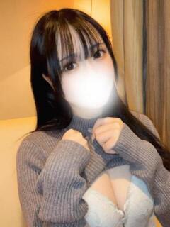 黒髪ロングの美少女しいなちゃん ロイヤル　アテンダー（古川/デリヘル）