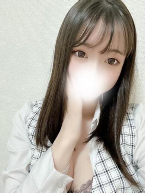 女子アナ系美女そなちゃん ロイヤル　アテンダー（デリヘル）