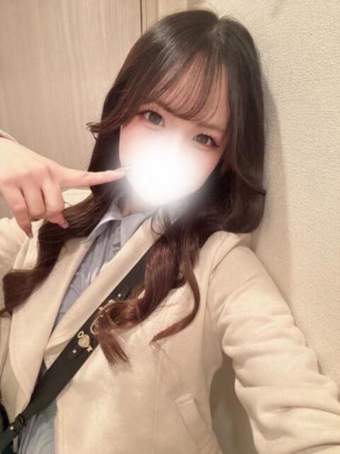 会社員どM美女みなもちゃん ロイヤル　アテンダー（デリヘル）