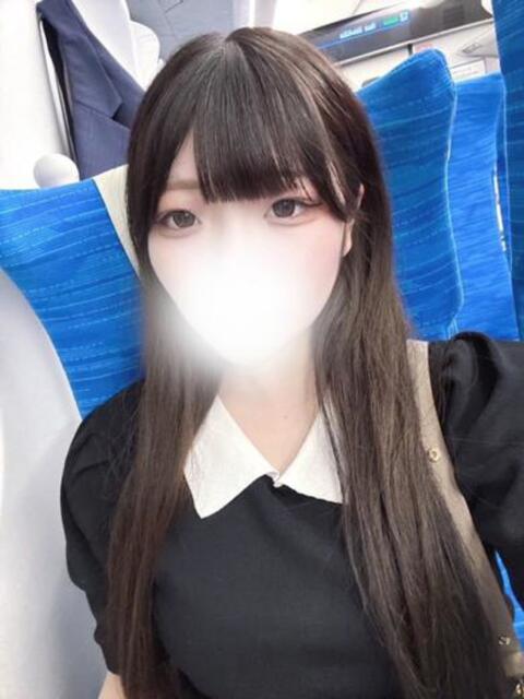 みいなちゃん ロイヤル　アテンダー（デリヘル）