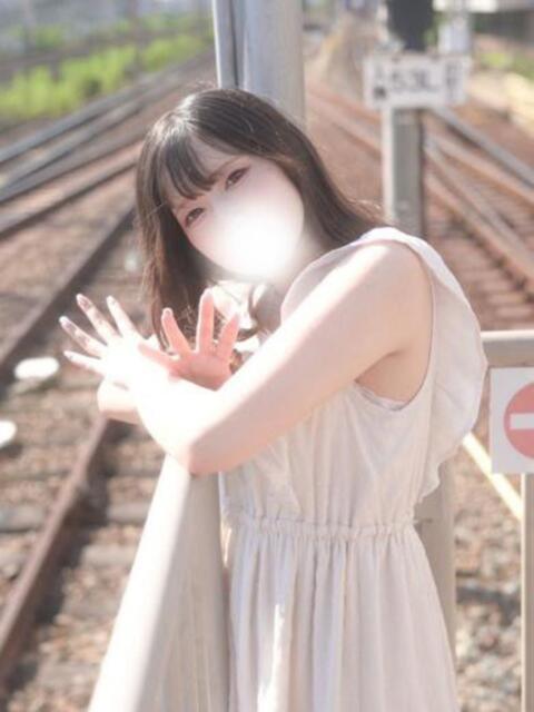 ゆずきちゃん ロイヤル　アテンダー（デリヘル）