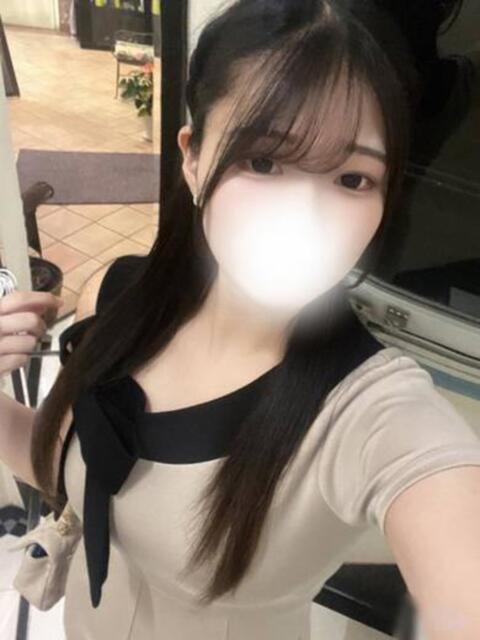 なぎさちゃん ロイヤル　アテンダー（デリヘル）