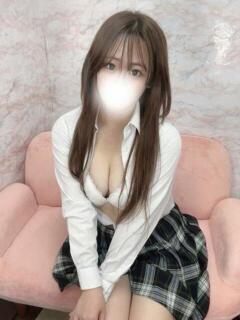 ド素人どM18歳りかちゃん ロイヤル　アテンダー（古川/デリヘル）