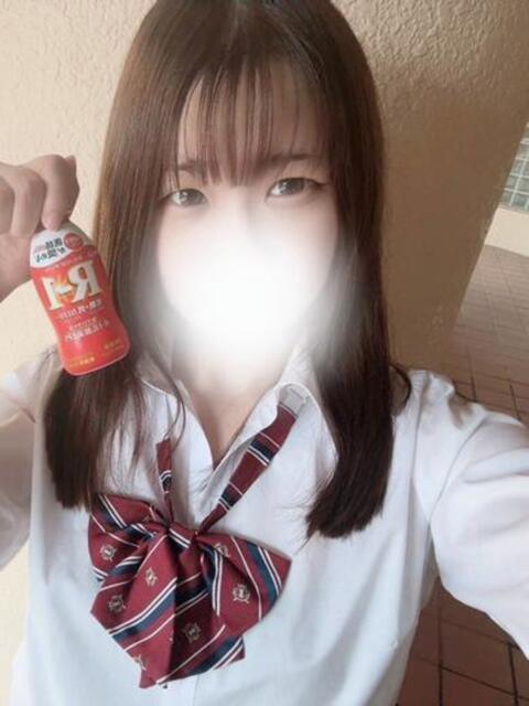 18歳低身長ギャルあかりちゃん ロイヤル　アテンダー（デリヘル）