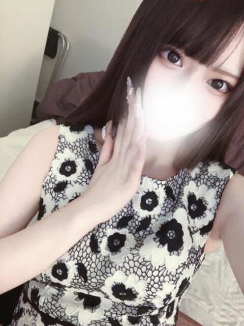 元現場職美女みらいちゃん ロイヤル　アテンダー（デリヘル）