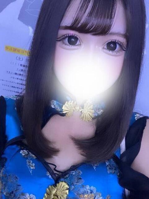 元ガチアイドルふみかちゃん ロイヤル　アテンダー（デリヘル）