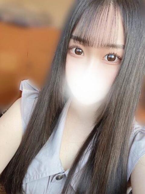 美しき美女ゆりあちゃん ロイヤル　アテンダー（デリヘル）