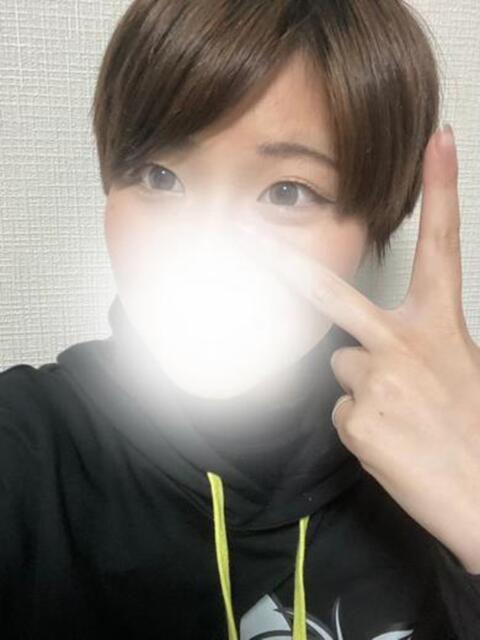 ボーイッシュ未経験ひまりちゃん ロイヤル　アテンダー（デリヘル）