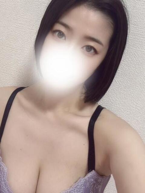 あきなちゃん ロイヤル　アテンダー（デリヘル）