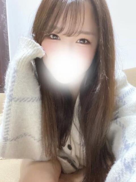 衝撃！最高級美女まひろちゃん ロイヤル　アテンダー（デリヘル）