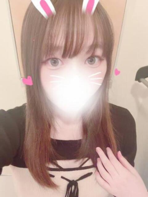 174㎝長身未経験りおちゃん ロイヤル　アテンダー（デリヘル）