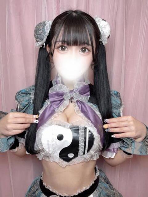 ドM巨乳女子大生さらちゃん ロイヤル　アテンダー（デリヘル）