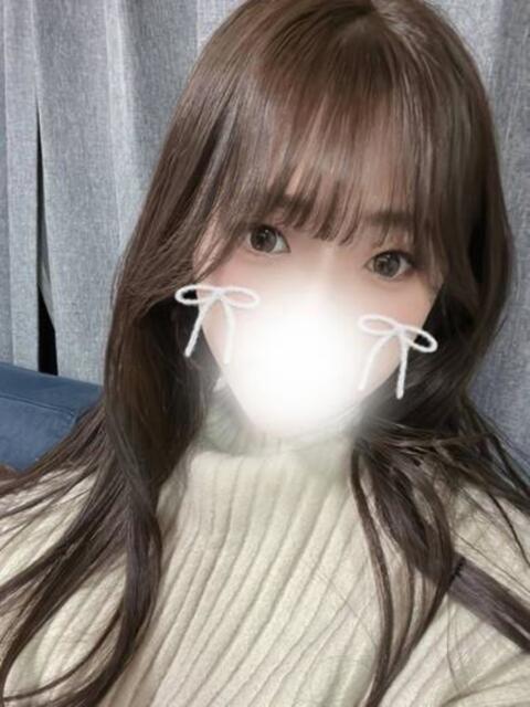 巨乳現役看護師かなでちゃん ロイヤル　アテンダー（デリヘル）