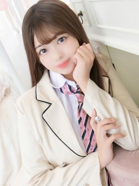 あやみ E+アイドルスクール(デリヘル)