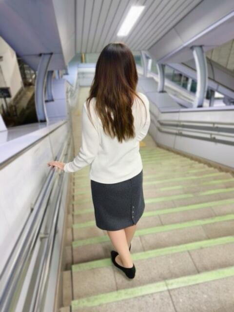 紡木 まゆり こあくまな熟女たち 千葉店(KOAKUMAグループ)(人妻・熟女デリヘル)