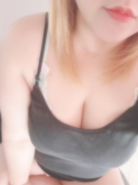 桜あんず ★★★最高の人妻たち 土浦店★★★（ファーストグループ）（人妻デリヘル）