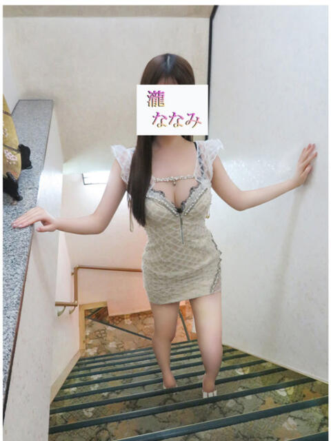 体入　瀧ななみ 牛若丸（高級ソープランド）