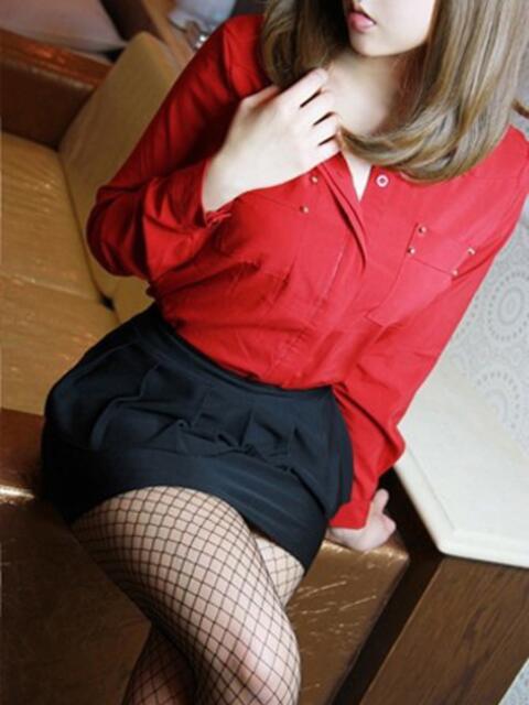 かりな HAND BITCH(ハンドビッチ)（手コキ＆エステ）