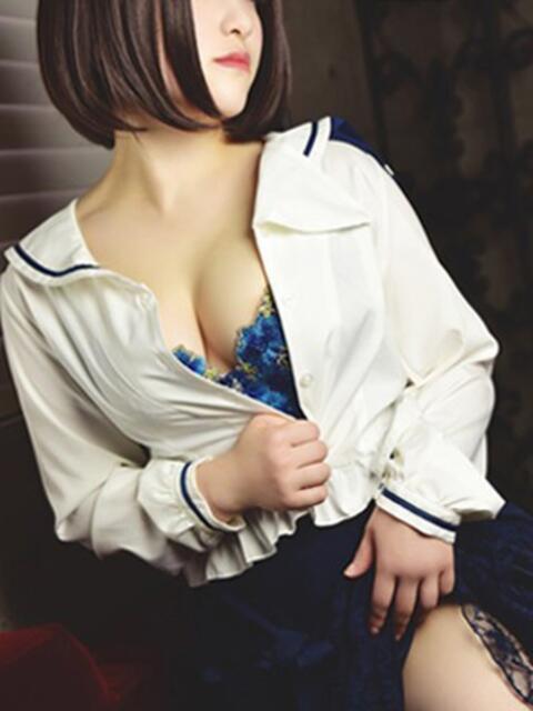 さくら HAND BITCH(ハンドビッチ)（手コキ＆エステ）