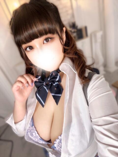 鎌田えり 全裸にされた女たちor欲しがり痴漢電車（ホテヘル）