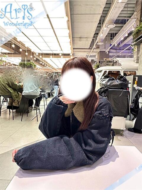 みり【キレカワ系細身美女】 Aris(アリス)☆超恋人空間☆沖縄最大級!!(ソープランド)