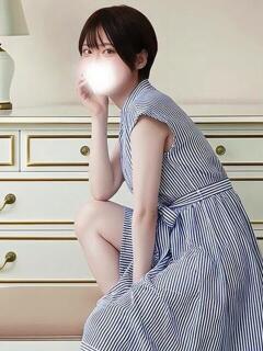 ひなこ♪K-POPアイドル級美脚 東京女子大生グランプリ（池袋/デリヘル）