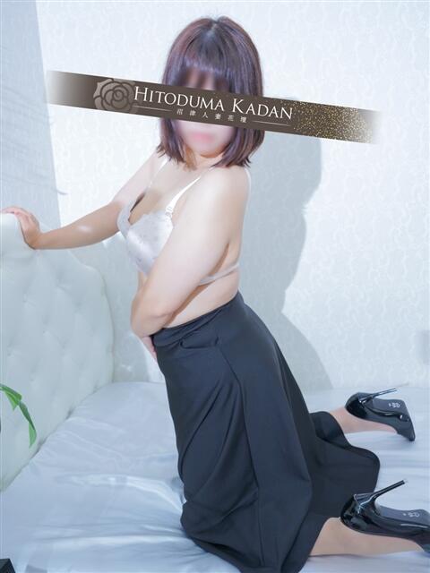 なこ 沼津人妻花壇（待ち合わせ型人妻デリへル）