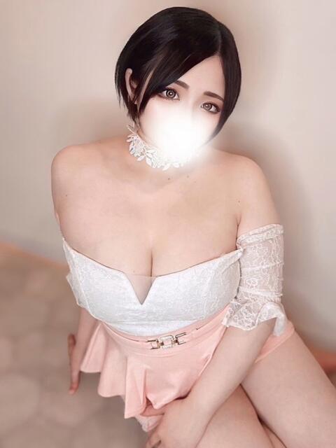 湊瀬いお Mirajour(【非風俗】メンズエステ)