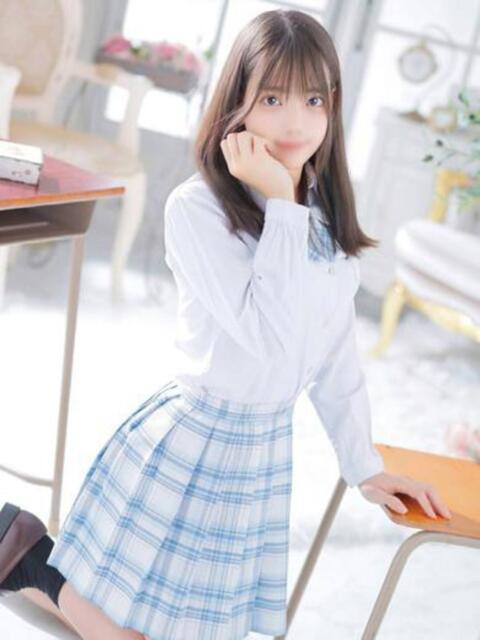 白岩のえる 池袋パラダイス(ホテヘル&デリヘル)