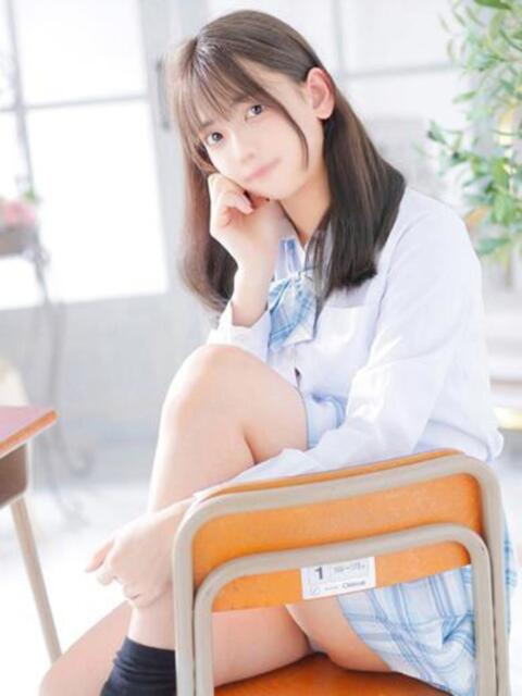 白岩のえる 池袋パラダイス(ホテヘル&デリヘル)