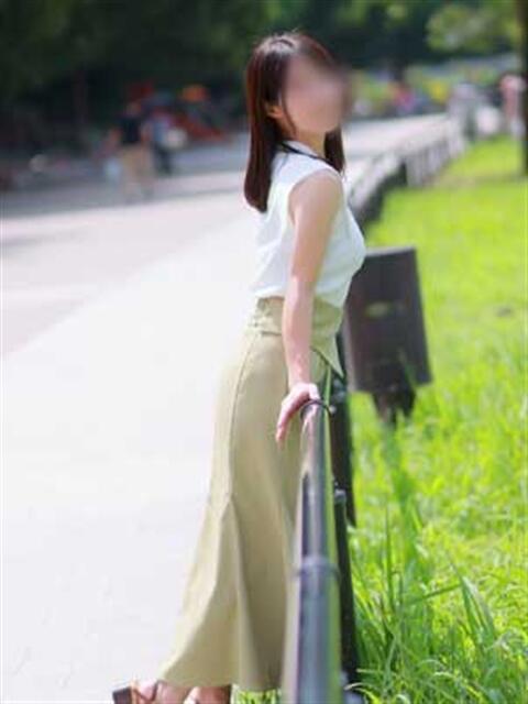 ひな 出会い系人妻ネットワーク錦糸町～小岩編（人妻デリヘル）