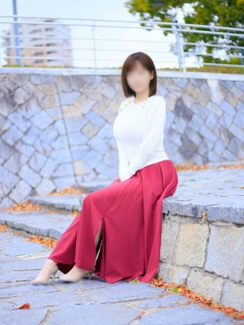 佐川 あかり こあくまな熟女たち 広島店（KOAKUMAグループ）（人妻・熟女デリヘル）