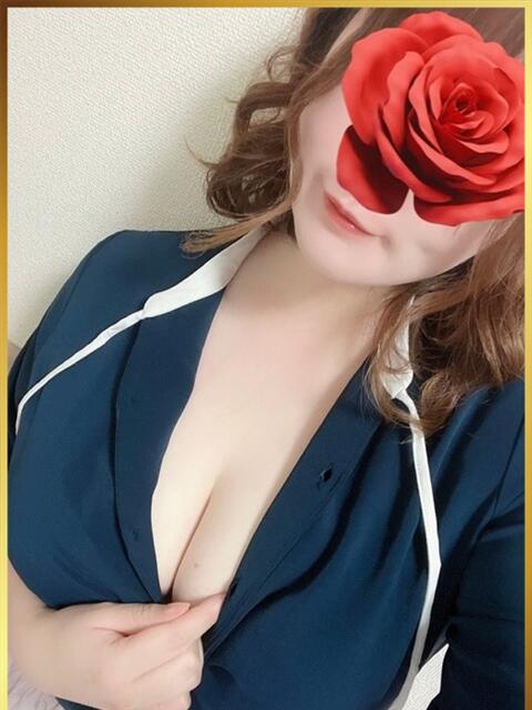 小鳥遊 めい セカンドパートナー池袋(人妻デリヘル)