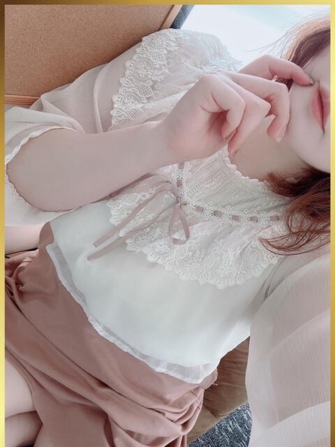 小鳥遊 めい セカンドパートナー池袋(人妻デリヘル)