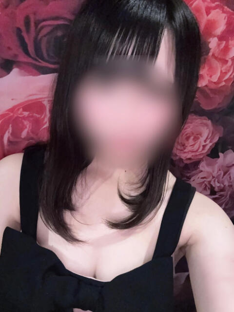 りな VIVIDCREW 梅田堂山店（セクキャバ）