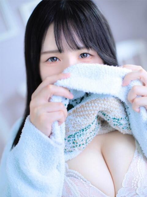 みる　未経験のウルトラ美少女♡ AROMA FACE NAKASU（ソープランド＆アロマエステ）