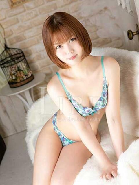 花実 優(はなみゆう) ニューハーフヘルスLIBE 日本橋(ニューハーフヘルス)
