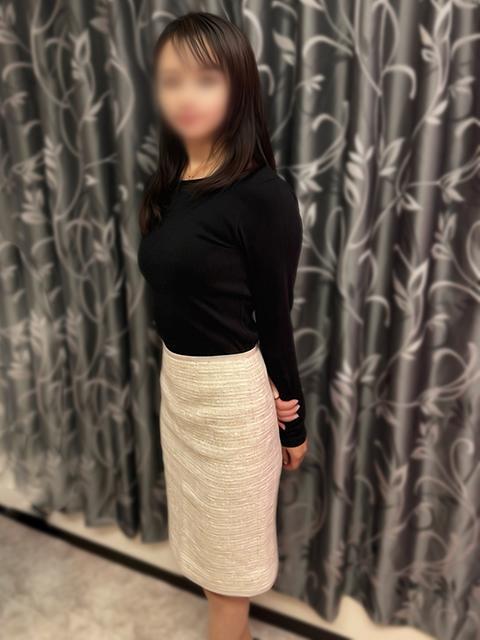 亜沙美(あさみ) エクレア上野御徒町　天然貴姉乳舐手淫店（派遣手コキ）