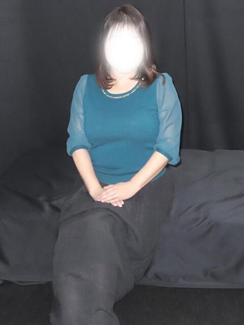 本田 秋絵 熟女紹介センター(熟女デリヘル)